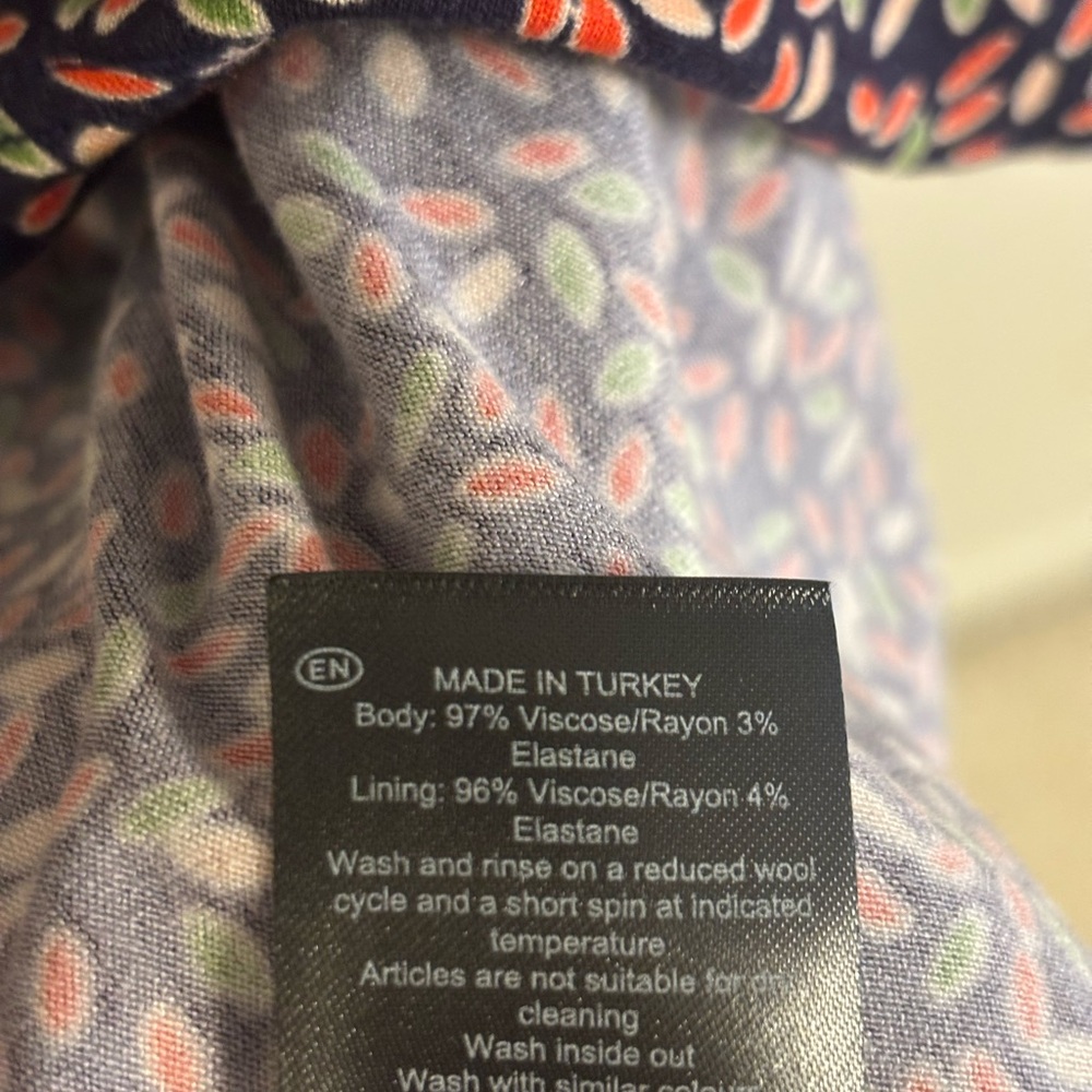 Hobbs London Ditsy Print Midi Dress - Picture 4 of 5